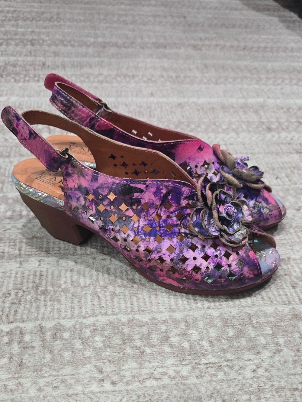 Art-to-Wear Floral Leather Slingback Heels – Eclectic Boho Artisan Style, 11 - Picture 14 of 15